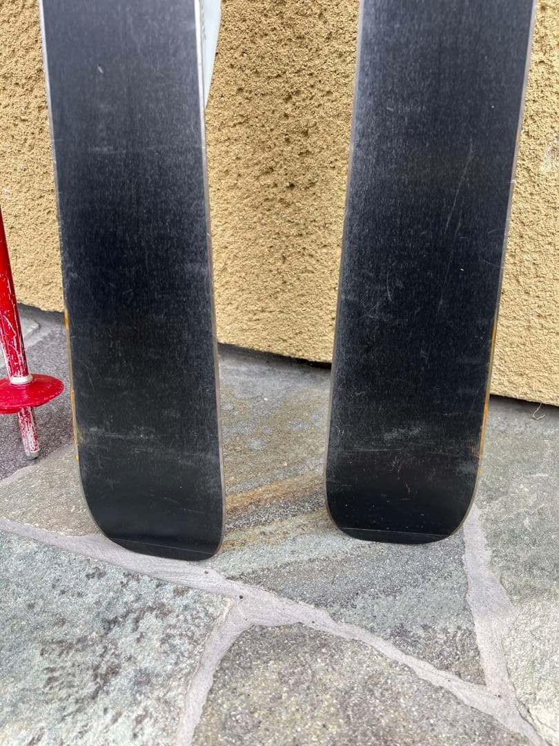 Rossignol スキー板とポール