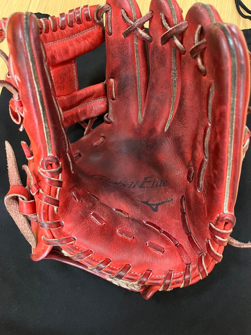 軟式内野手用グラブ　ミズノグローバルエリート