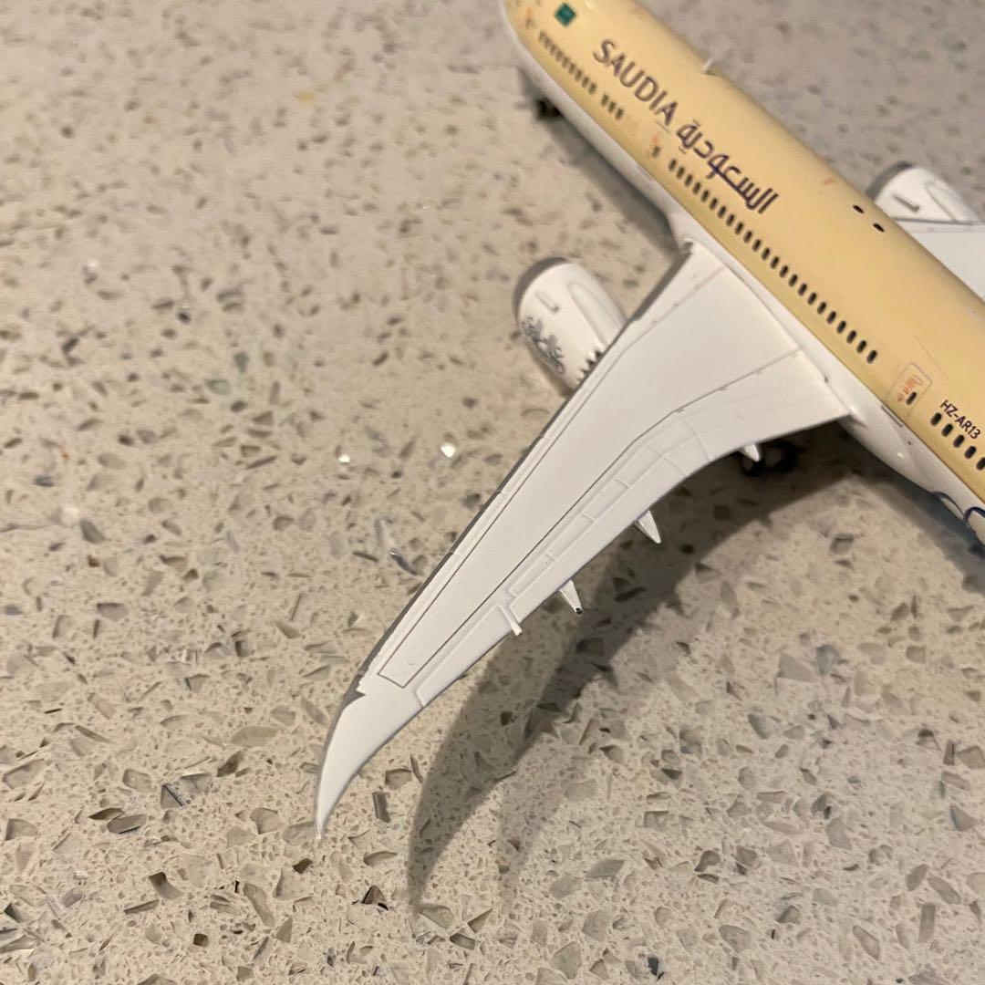 サウディア航空 Boeing 787-9 SAUDIA 航空機モデル 1/400