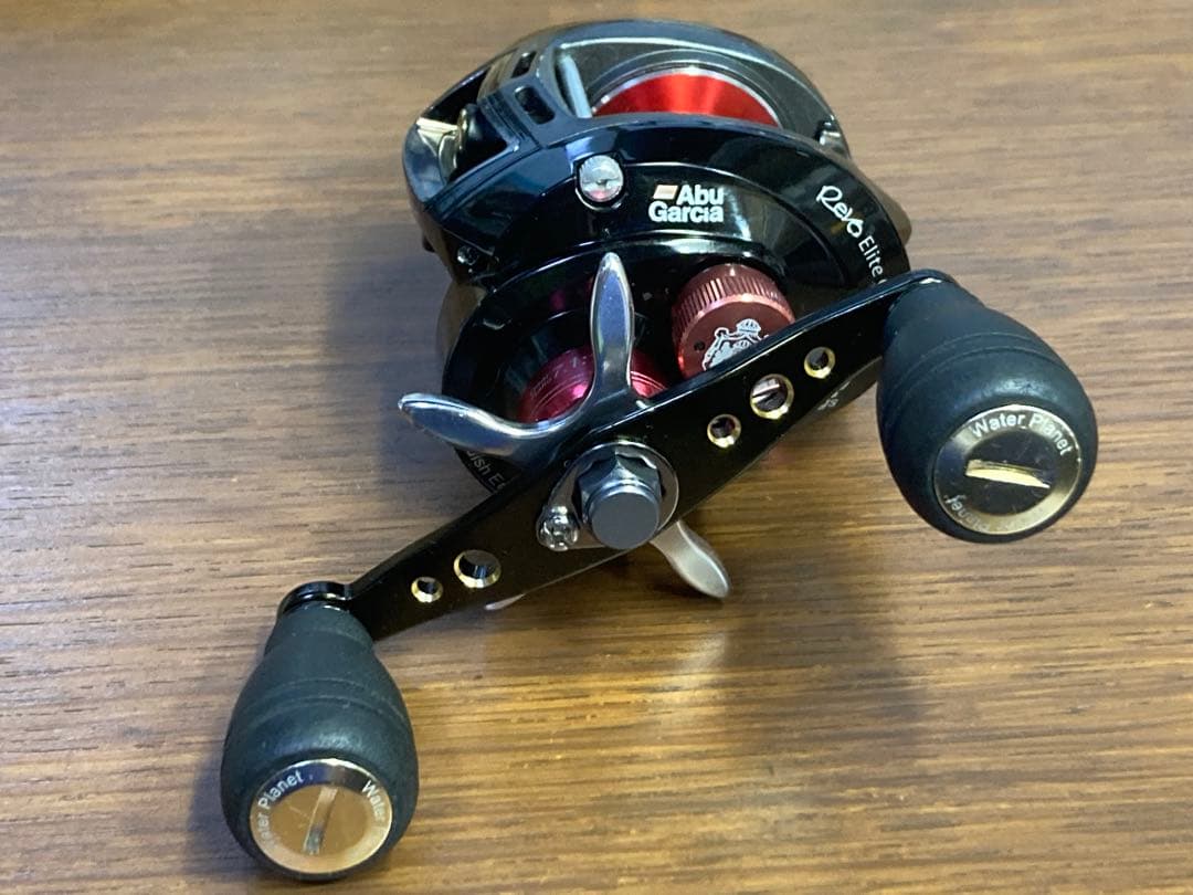 リール Abu Garcia Revo Elite CB