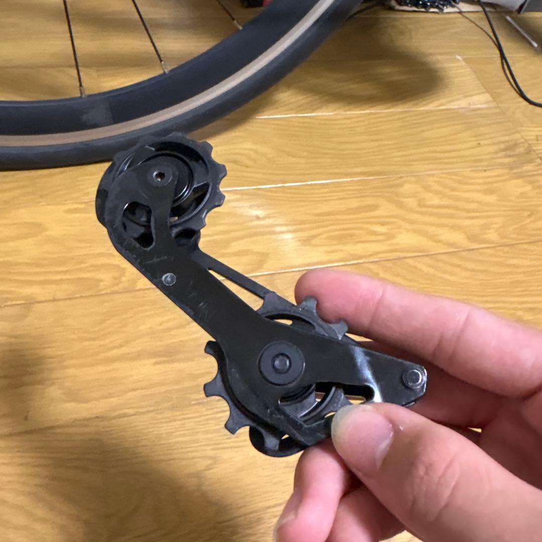 シマノ dura-ace(9150.9170)di2純正プーリー (カーボン)