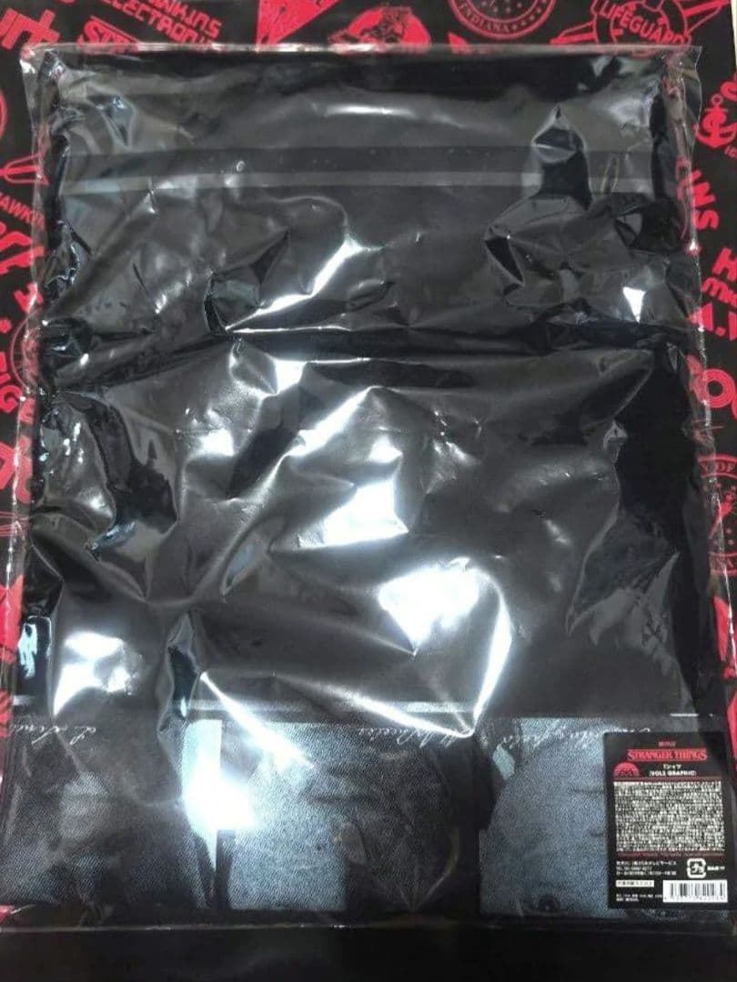 ストレンジャーシングス黒 Tシャツ 顔プリント