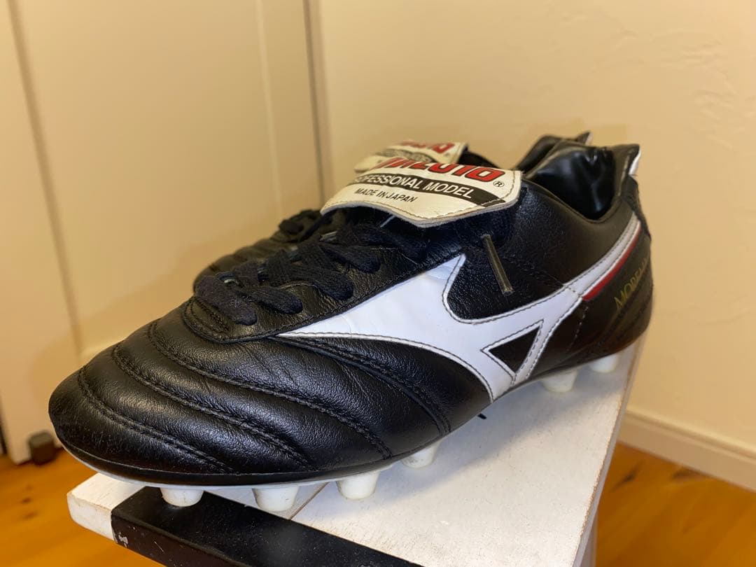 ミズノ　モレリア　Mizuno Morelia ブラック　23.5cm