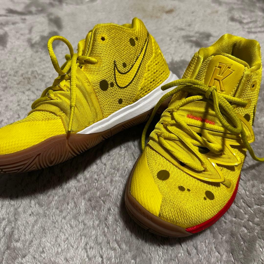 Nike Kyrie 5 キッズ　バッシュ　スポンジボブ　カイリー　18cm