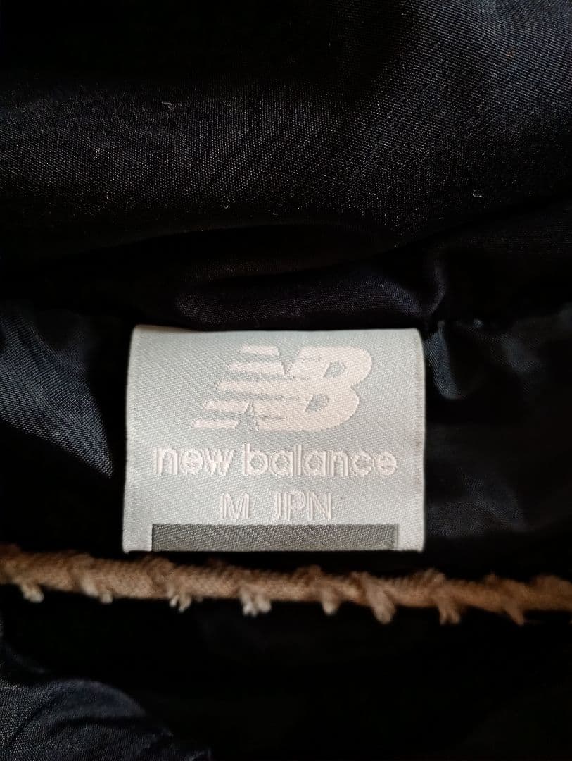 new balance ベンチコート M 黒　メンズ