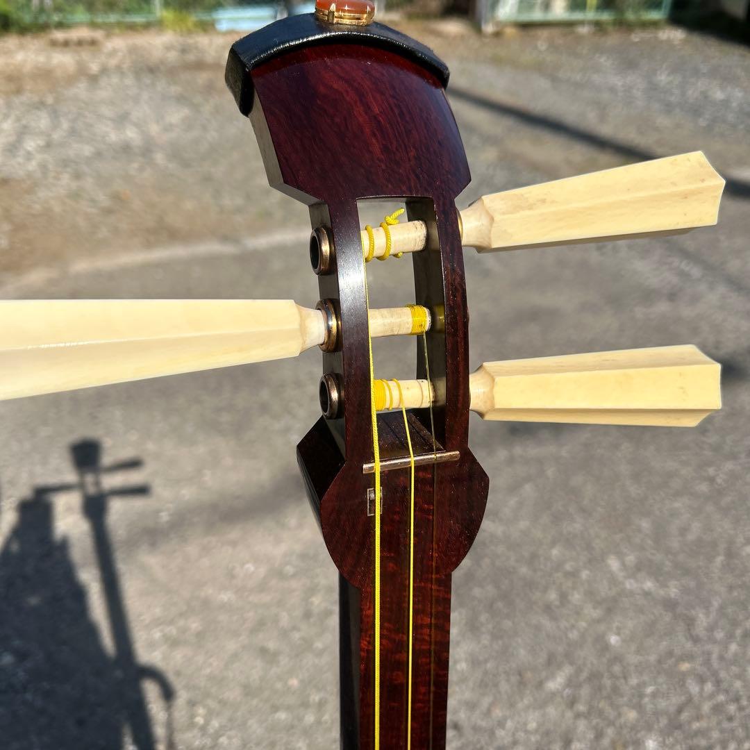 紅木津軽三味線　太竿　金細　綾杉　トチ多数