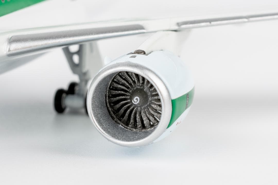 キャセイパシフィック A350-900 B-LRJ 1/400