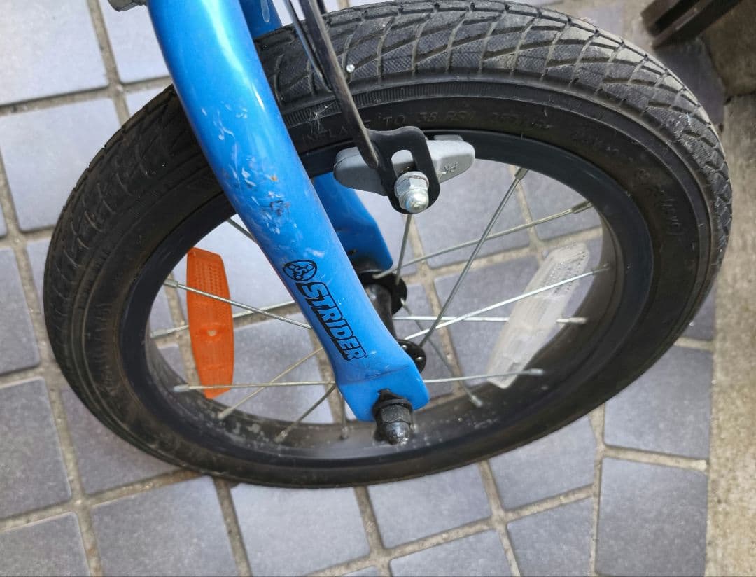 STRIDER 14x キッズバイク 青 引取限定・東京