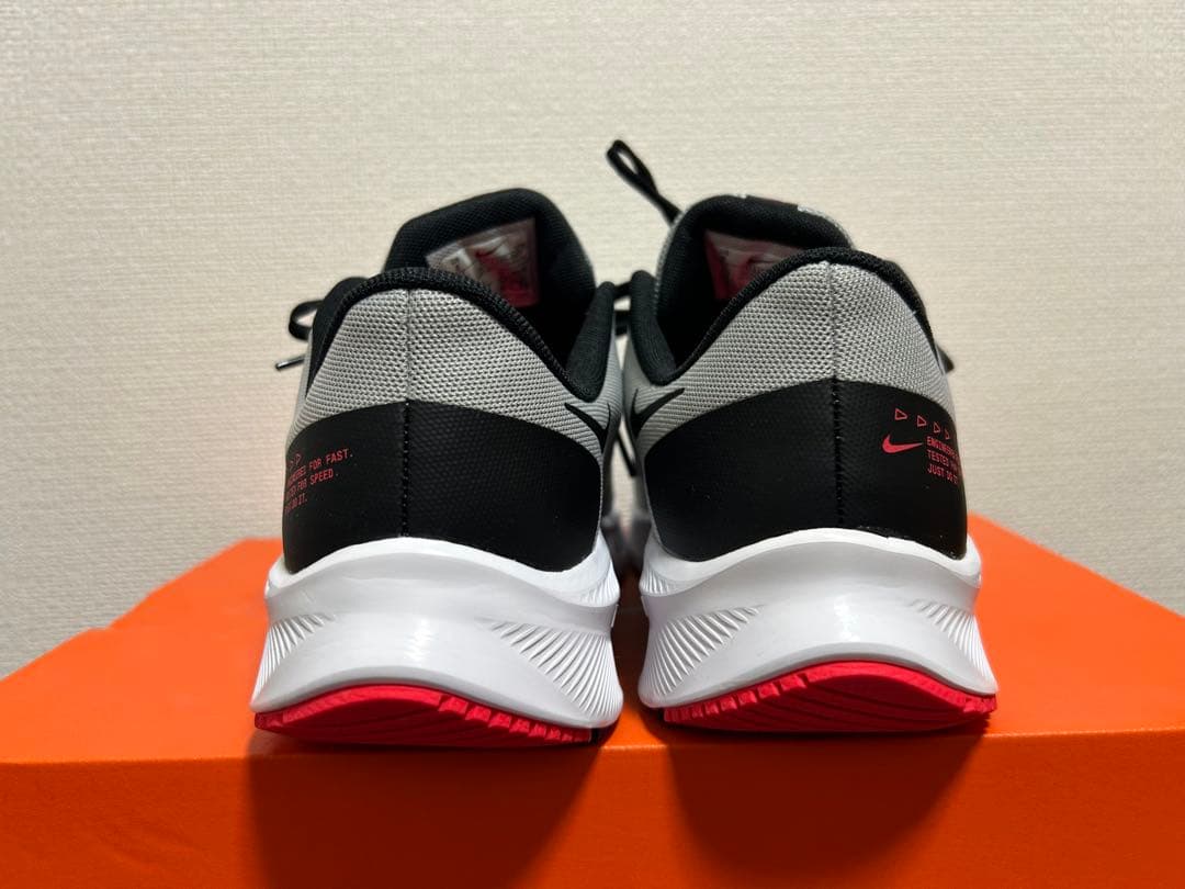 【新品未使用】NIKE QUEST4 DA105 007 26cm
