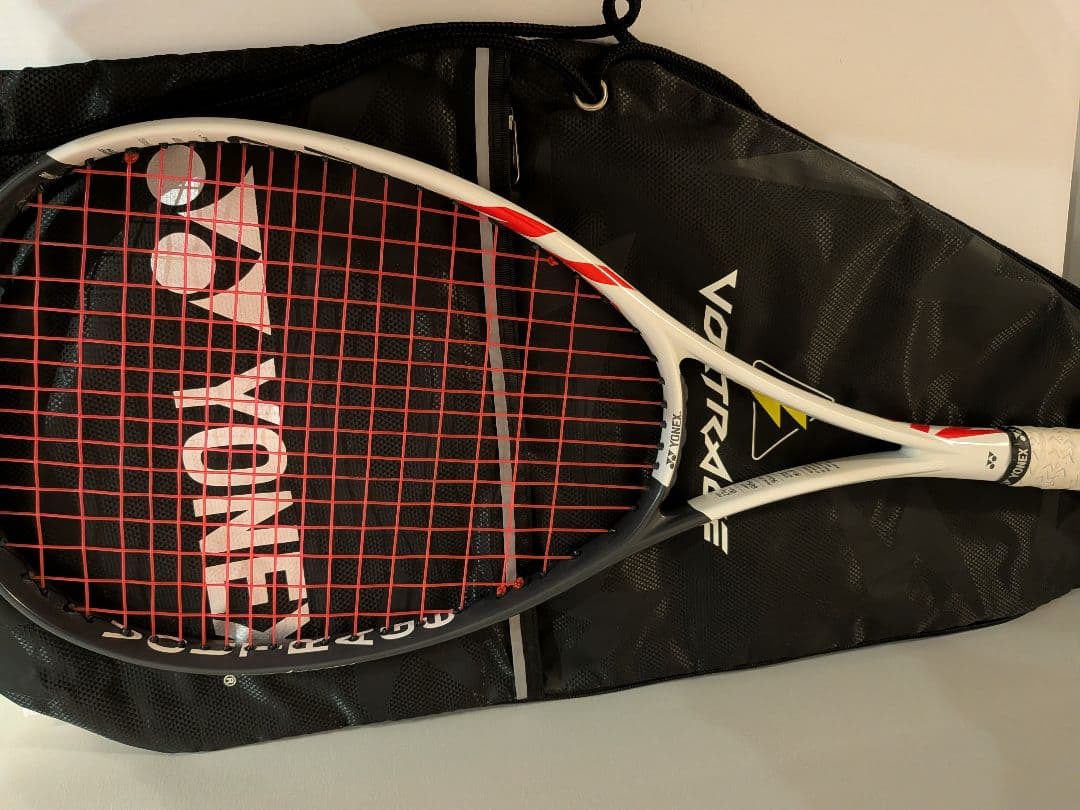 YONEX ボルトレイジ7v　UL2 軟式用ラケット