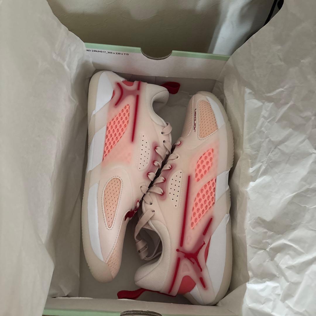 シューズ(男性用) JORDAN HEIR PF PINK/ VERSITY RED