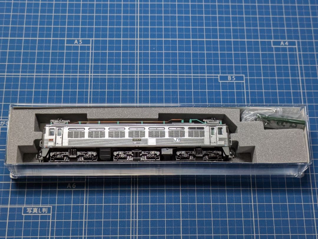 3067-3 EF81 300 JR貨物更新車（銀）KATO 加工品