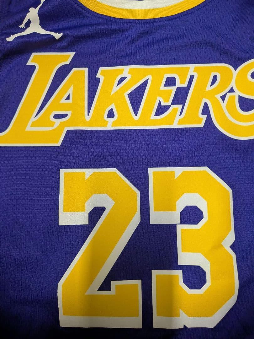 新品未使用タグ付 レブロン・ジェームス レイカーズ ユニフォーム XL（US）