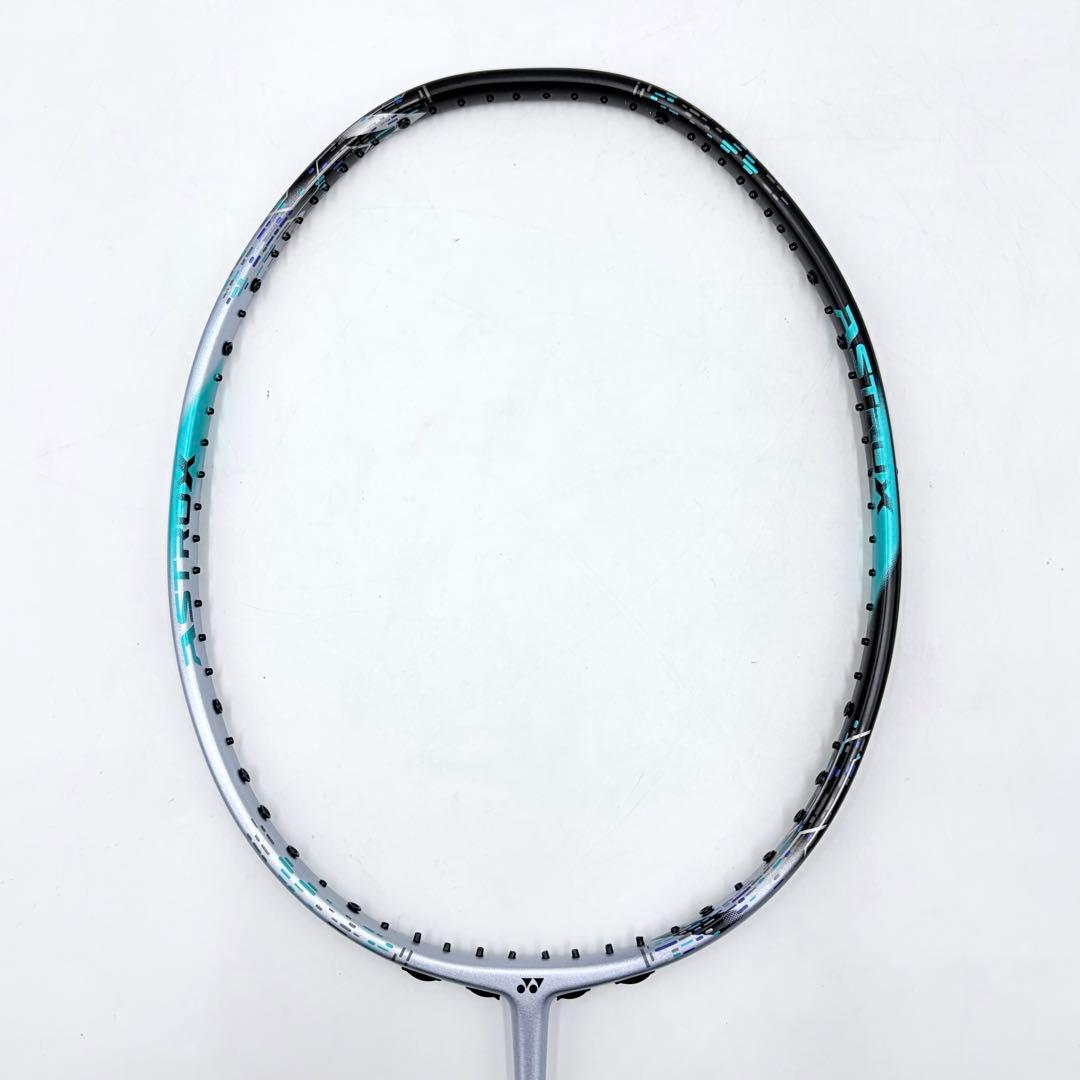 【美品】ヨネックス アストロクス 88S PRO バドミントン ラケット 4U5