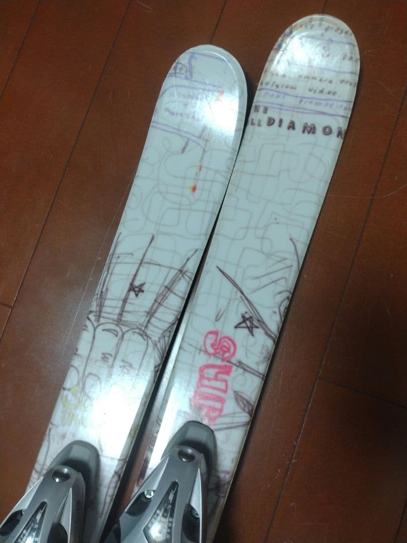 【フリースタイル☆】123cm　スキー板♪　ツインチップ！
