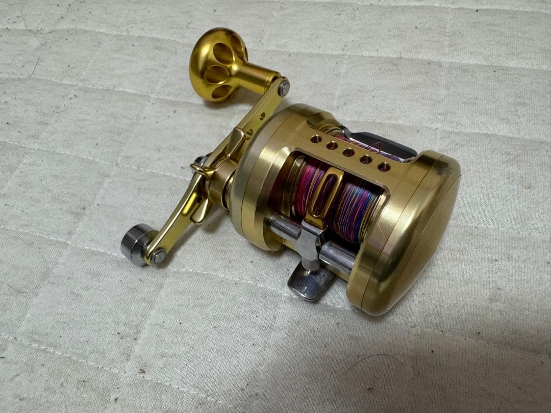 ダイワ　Daiwa 250SF タイラバ 両軸リール