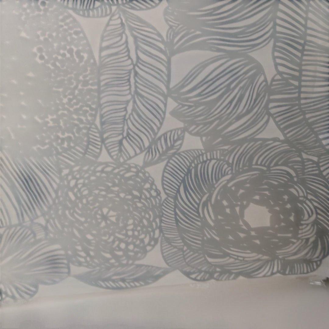 MARIMEKKO KURJENPOLVI グレー (廃番の生地)花柄 カーテン