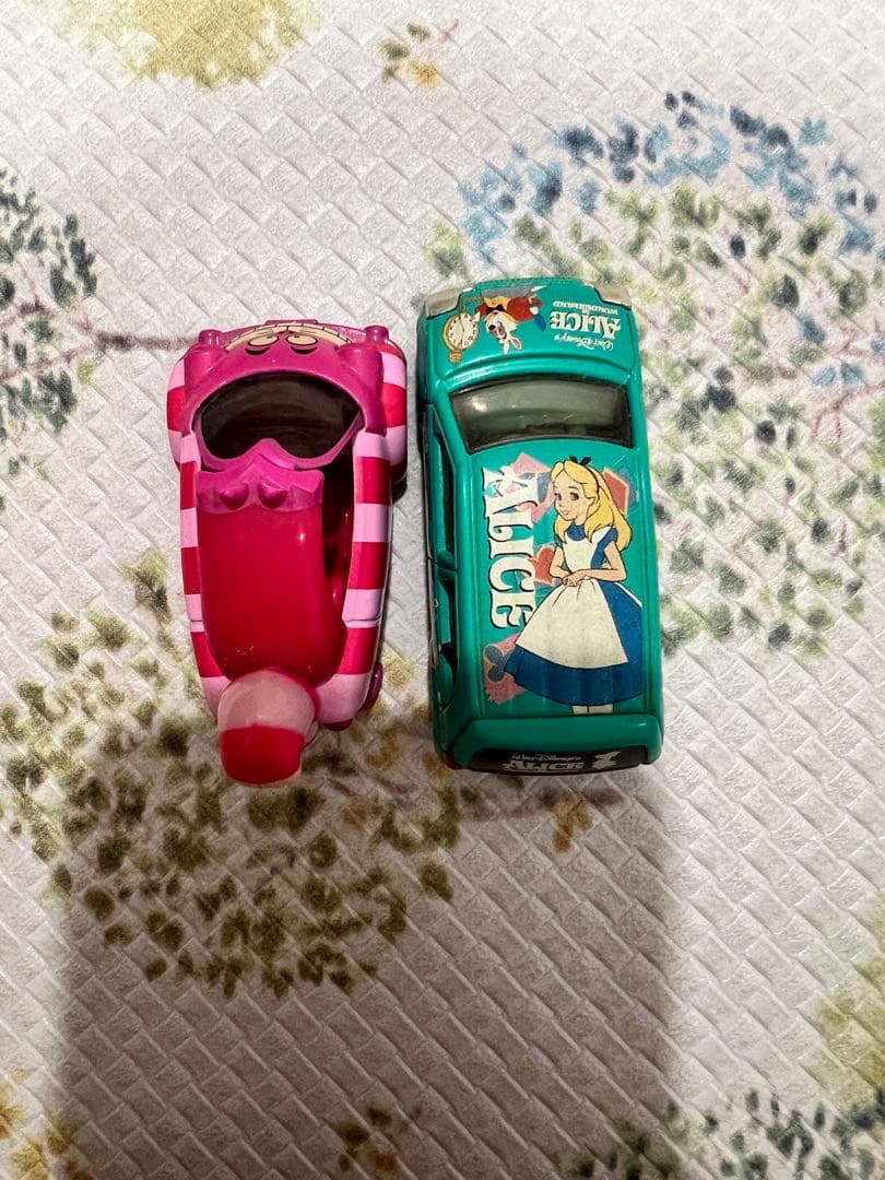 ✴︎ディズニートミカ✴︎チシャ猫✴︎アリス✴︎馬車✴︎4個セット✴︎