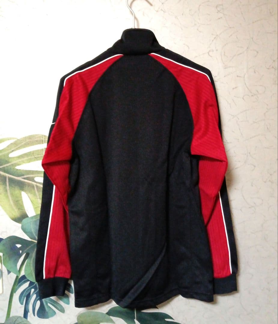 NIKE　トラックジャケット　Sサイズ