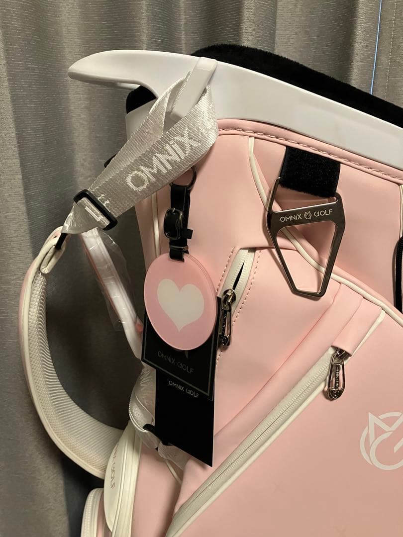 【新品タグ付き】OMNIX GOLF キャディバック　保護袋付き