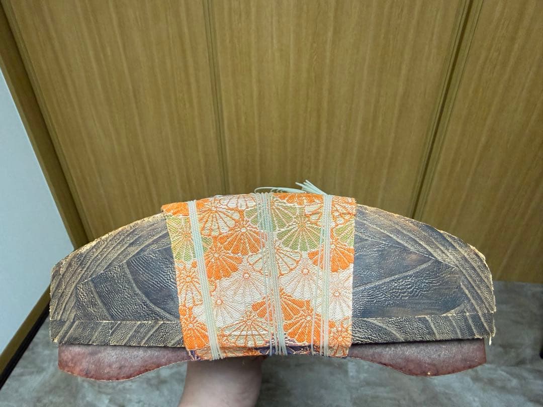 琴 箏 13弦 和琴 雲角装飾 蒔絵 くり甲風 和楽器 弦楽器 琴柱付き
