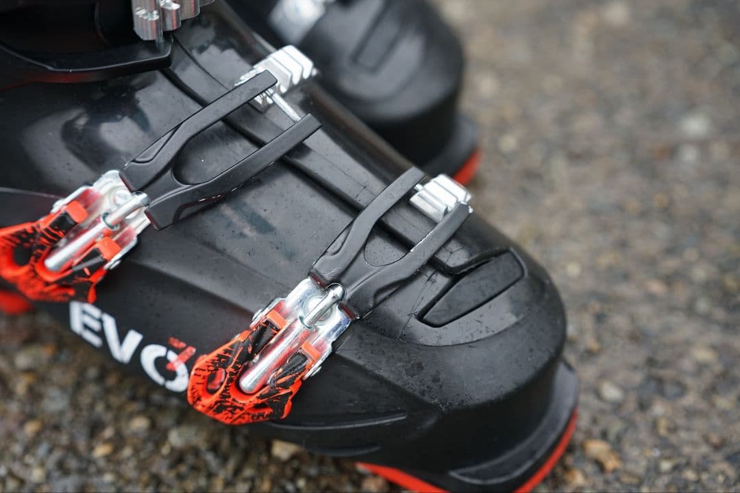 ROSSIGNOL EVO70 26.5cm　ロシニョール