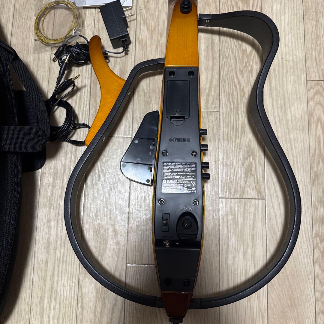 【YAMAHA SLG110S】サイレントギターセット ソフトケース付き【美品】