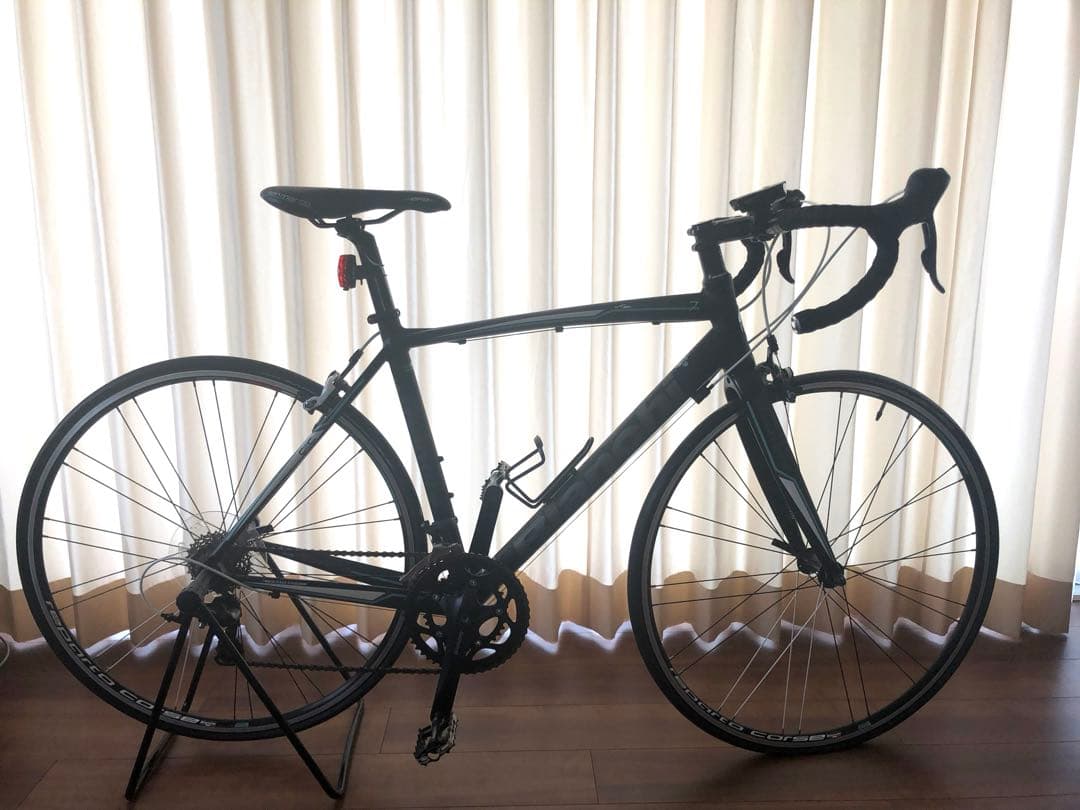 ロードバイクBIANCHI ニローネおまけ付き