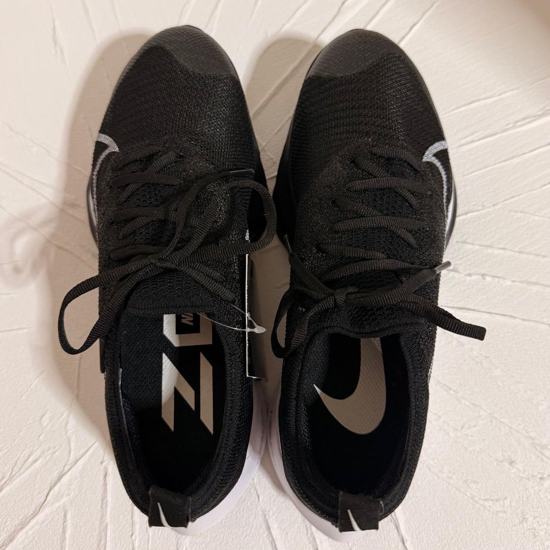 【新品未使用】NIKE エア ズーム テンポ ネクスト % タグ箱付き 26cm