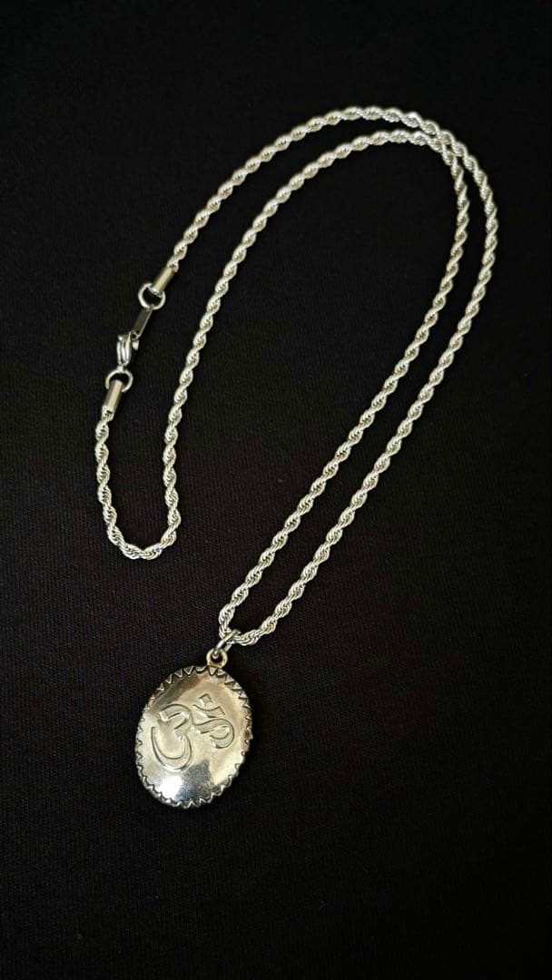 【完売品／現品限り】　藤井風さん　オームペンダント シヴァ神〈レッド〉