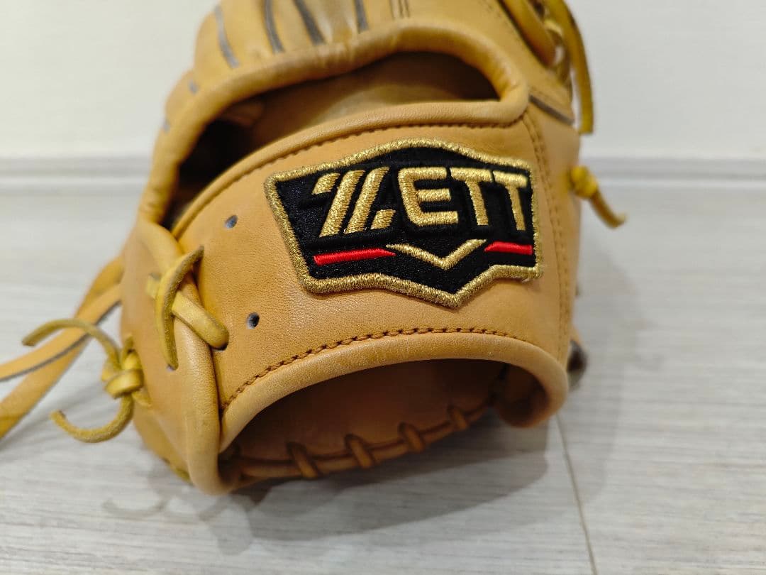 ZETT プロステイタス 軟式グローブ 外野用　日本製