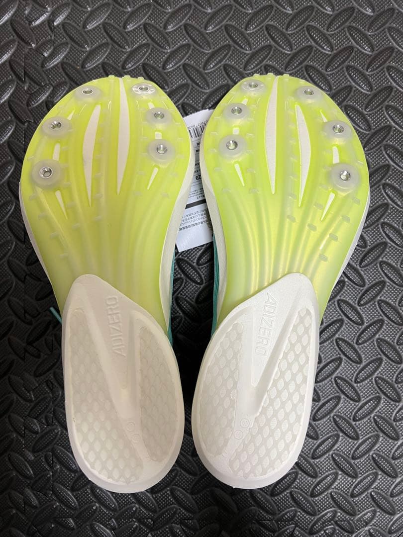 アディゼロ アバンチ メンズ 27.5㎝