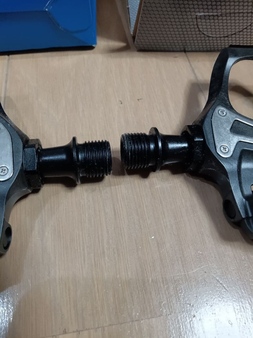 SHIMANO 105 PD-5800 SPD-SLビンディングペダル