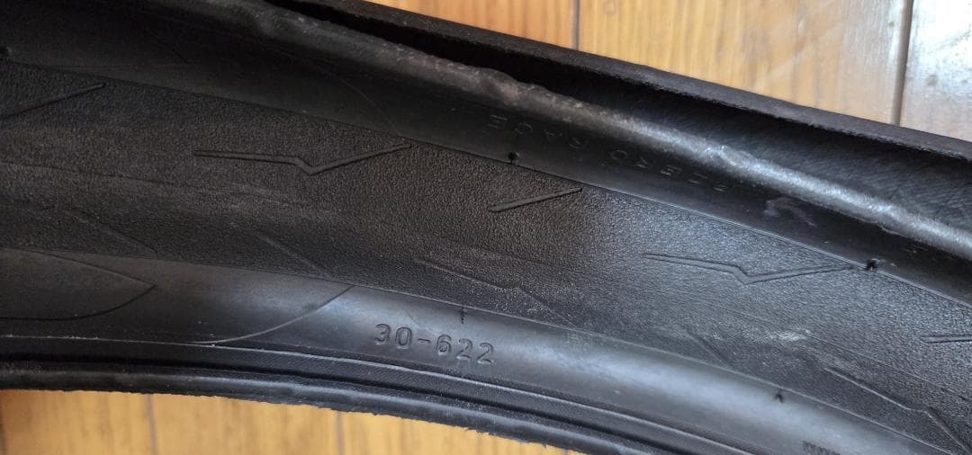 新品２本セット　30mm　Pirelli P ZERO Race　X　TLR