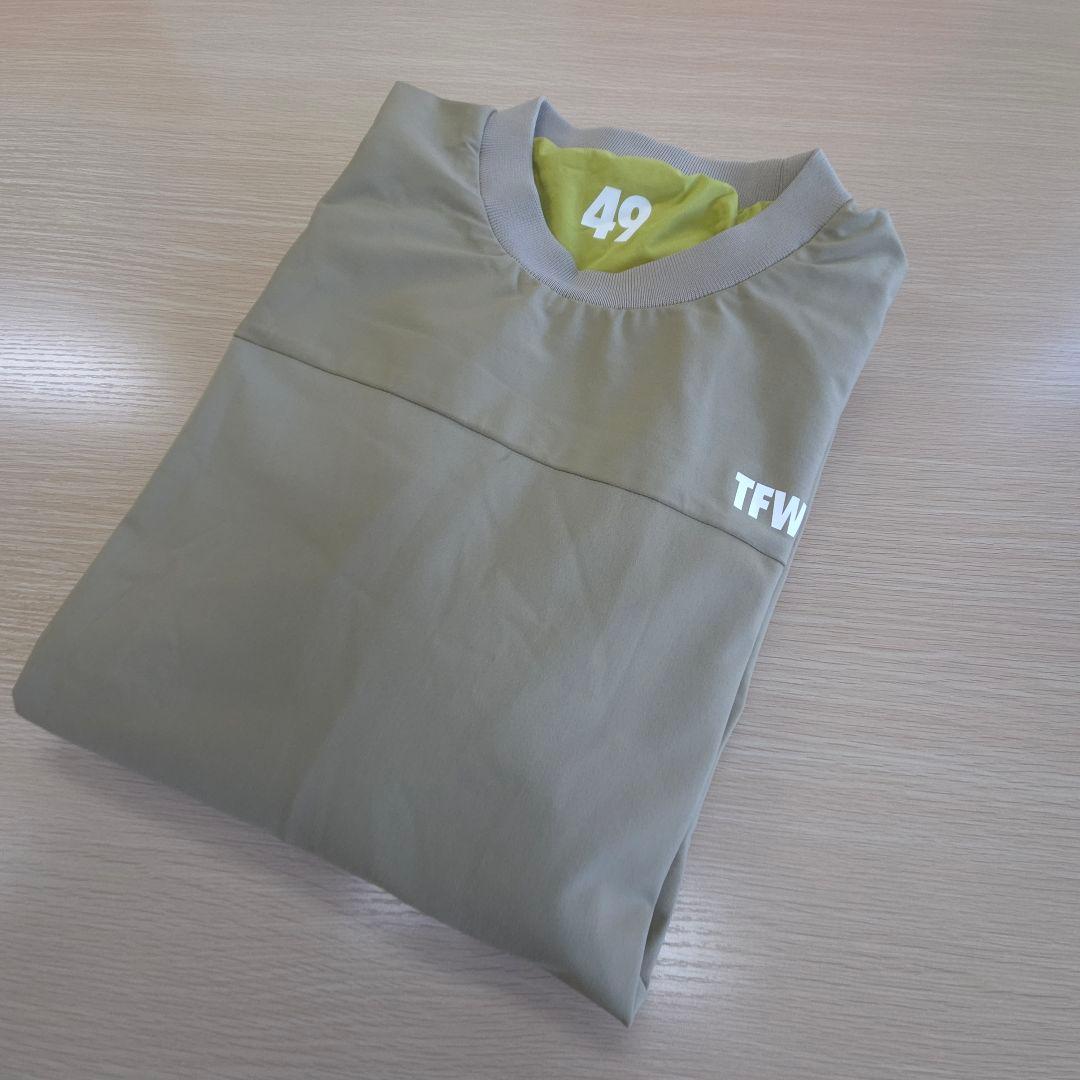 59. 茶美さん専用 TFW49 REVERSIBLE PULLOVER