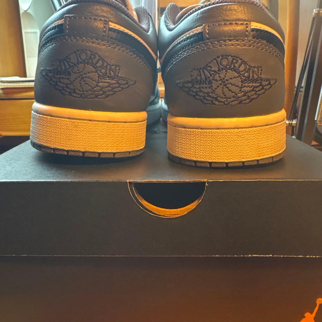 Nike Air Jordan 1 Low グレー/ホワイト