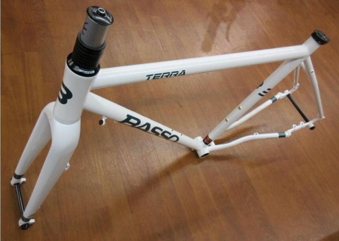 2024 BASSO TERRA クロモリフレーム/カーボンフォーク 未走行品