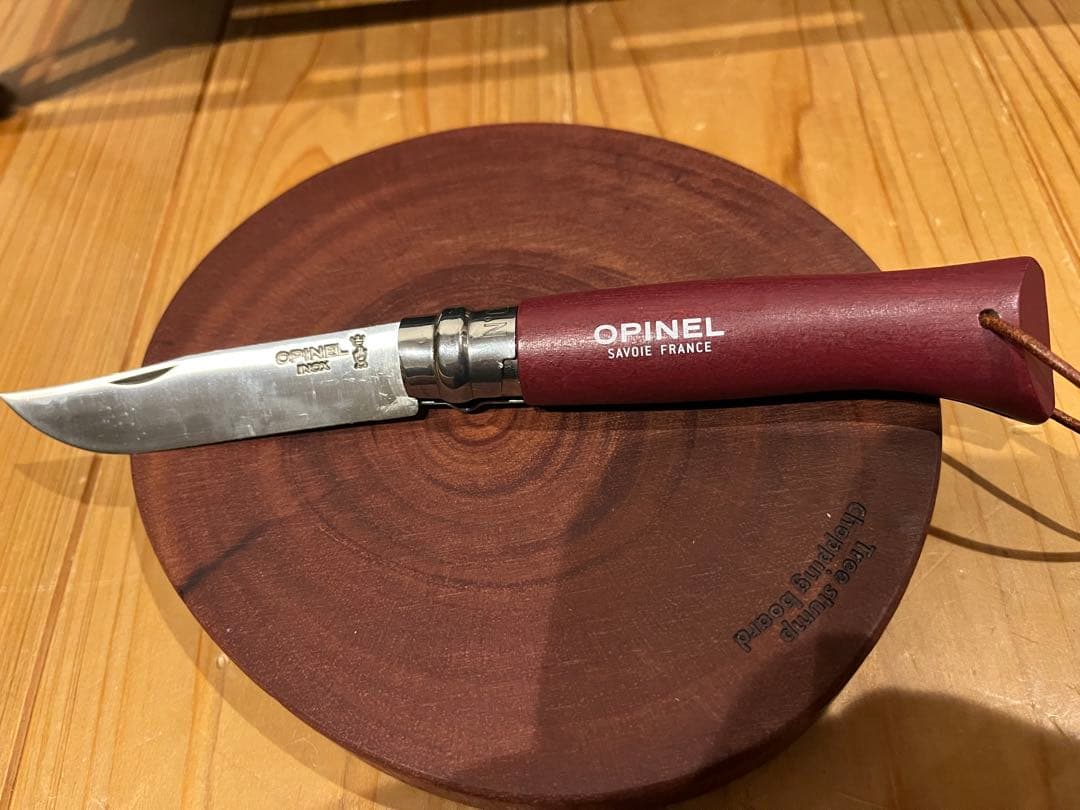キャンプ用品　WAQマルチガスバーナーテーブル　オピネルナイフ　ガス缶カバー