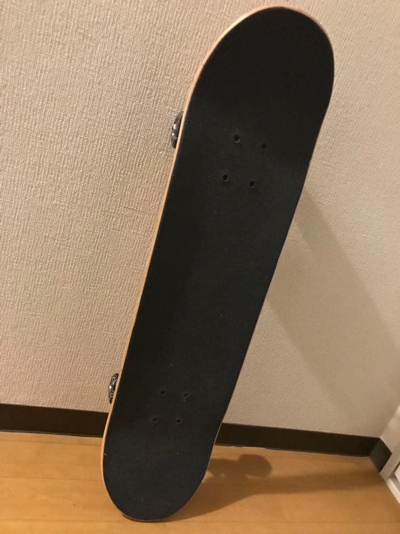 スケボー　コンプリート7.75 VENTURI