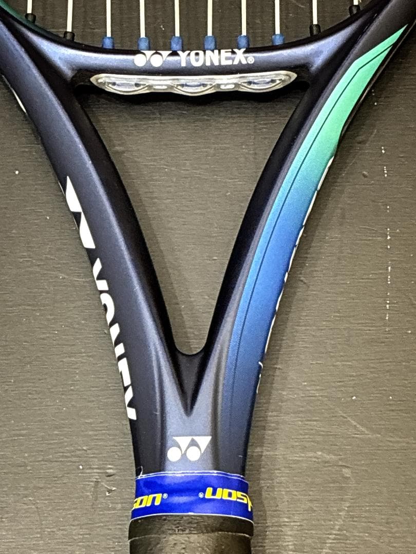 YONEX EZONE 26 ヨネックス　硬式テニスラケット カバー付き