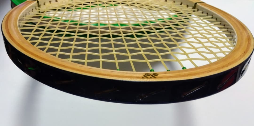 【新品/未使用】世界に誇る ヨネックスカーボネックス2 L4 希少ヴィンテージ