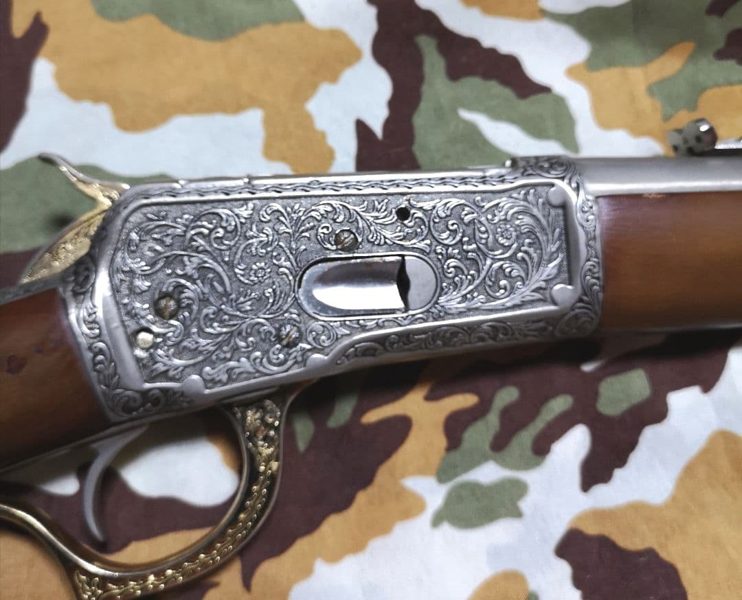 フランクリンミント ジョンウェイン記念ライフルウィンチェスターM92レプリカ