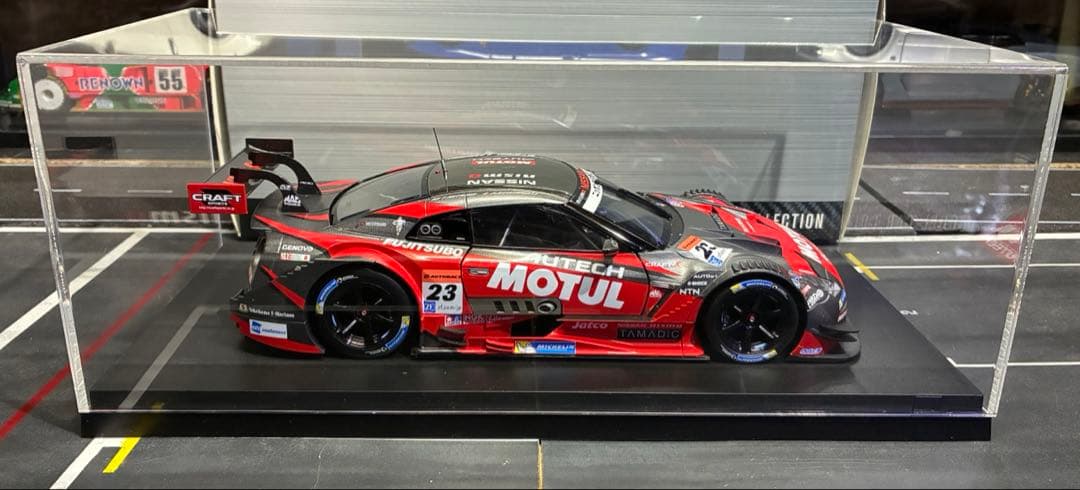 1/18 エブロ　MOTUL AUTECH GT-R 2014