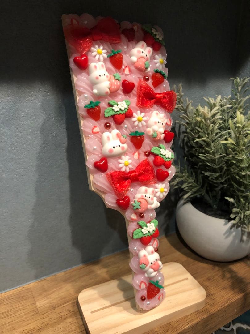 【ハンドメイド】ホイップデコ　羽子板　いちごうさぎ
