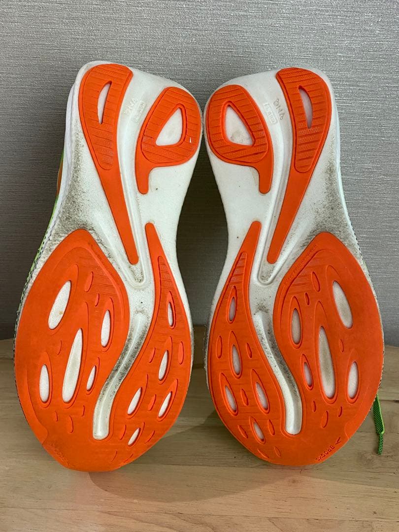 ブルックス　ハイペリオンマックス　BROOKS HyperionMax