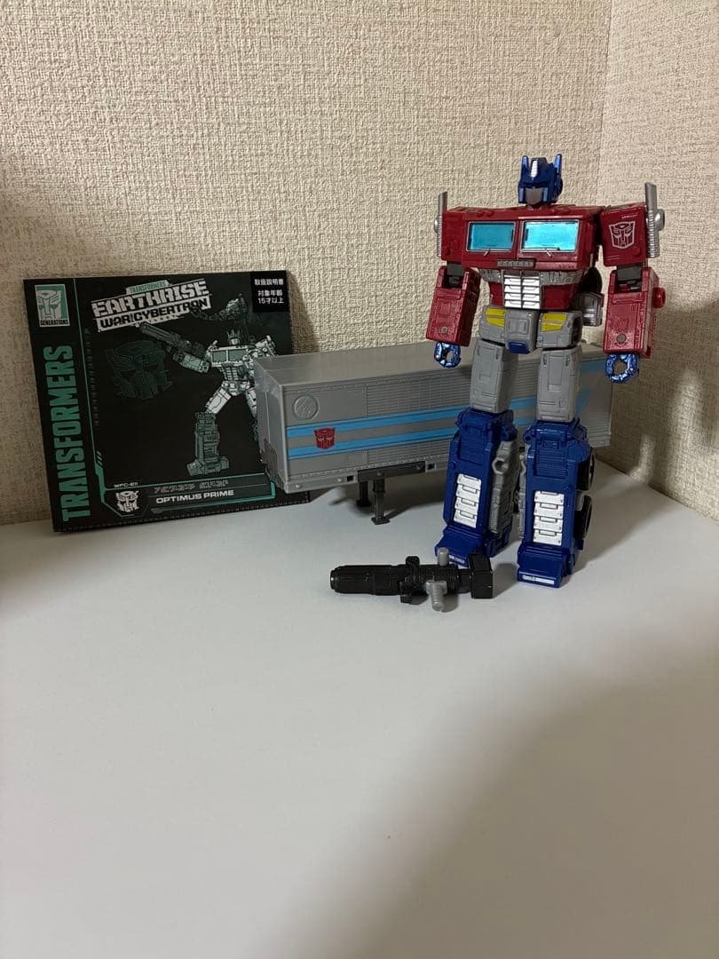 トランスフォーマー アースライズ オプティマスプライム