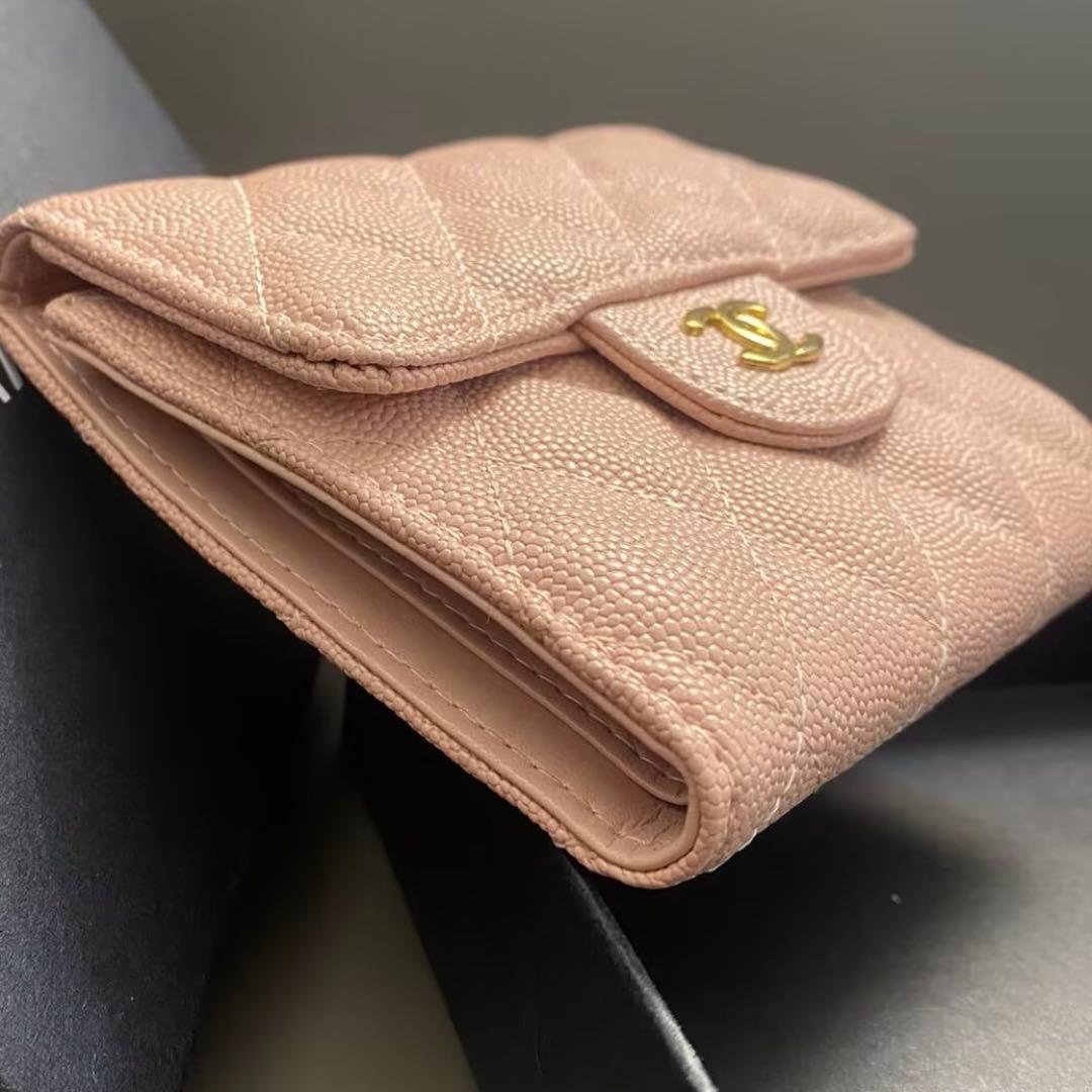 CHANEL ピンク キルティング 三つ折り財布 クラシック マトラッセ