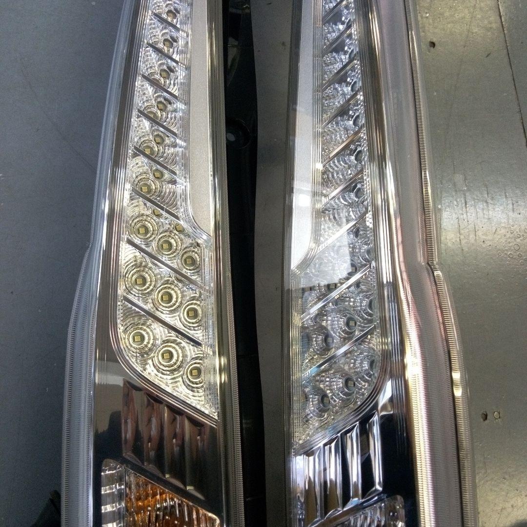 ムーヴ テールランプ　LA100S　 全クリア黄ばみ無し　LED
