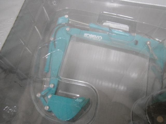 未使用品 KOBELCO コベルコ SK235SR 1/43 建機 重機