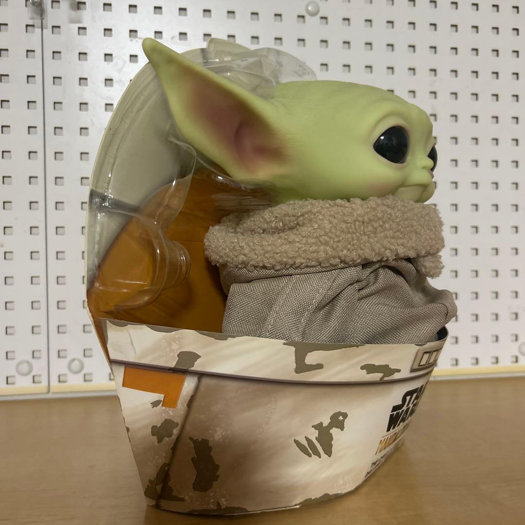 アメリカ現地で入手！！スターウォーズ　マンダロリアン　ベビーヨーダ！